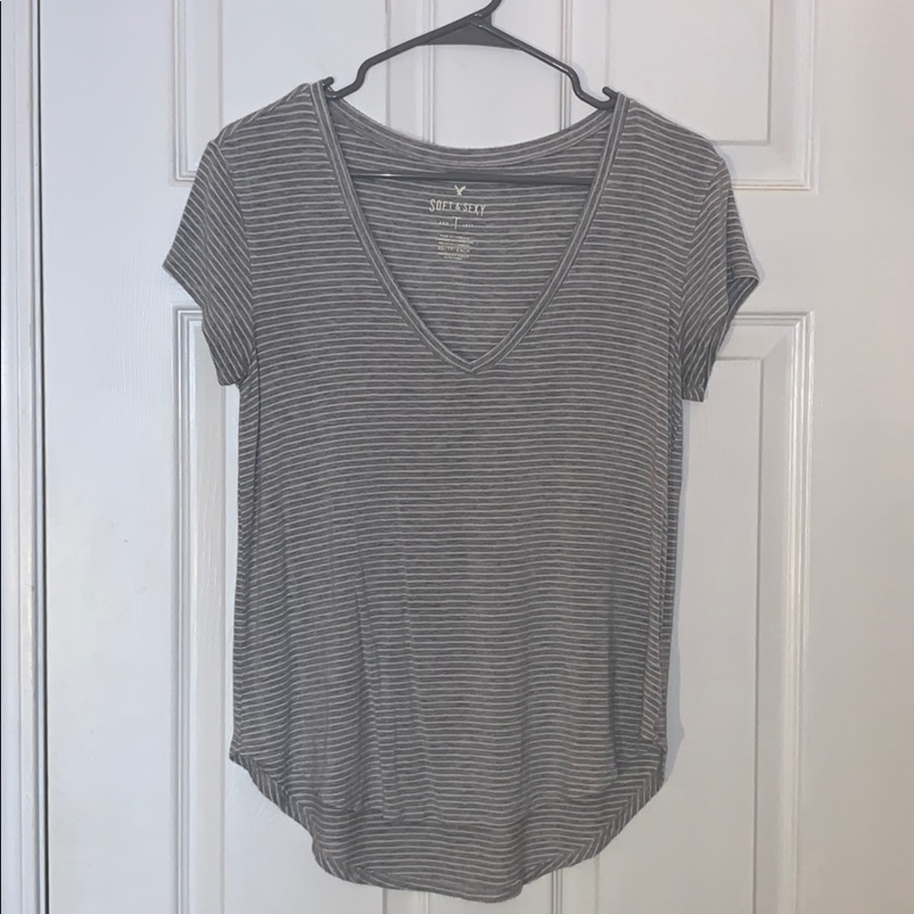 Striped v-neck short sleeve